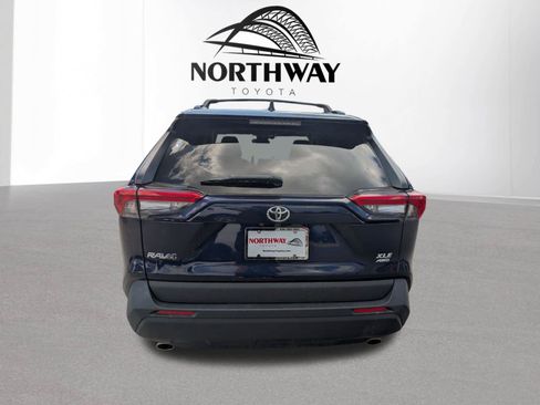 Used 2023 Toyota RAV4 XLE Premium AWD/4WD image 4