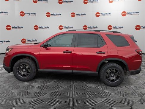 New 2025 Honda Pilot TrailSport image 8