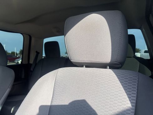 Used 2014 RAM 1500 Express RWD image 1