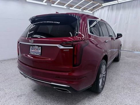 Used 2023 Cadillac XT6 Premium Luxury AWD/4WD image 2