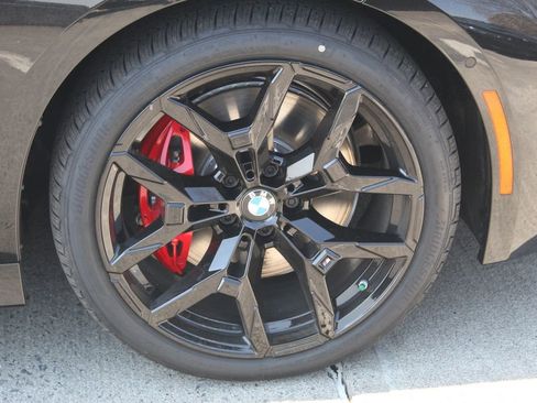 New 2026 BMW 330i Sedan w/ M Sport Package RWD image 12