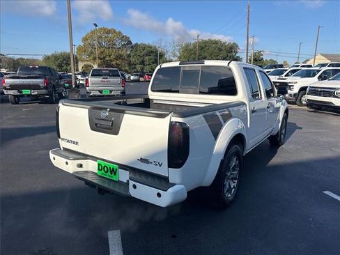 Used 2021 Nissan Frontier SV image 7