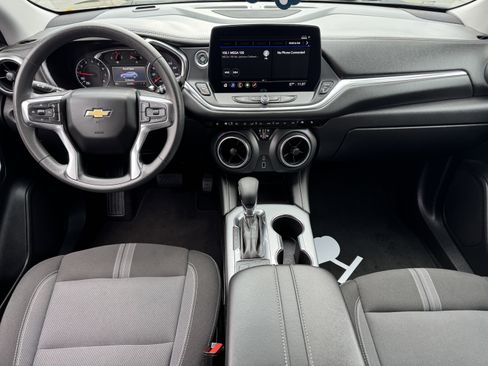 Used 2024 Chevrolet Blazer LT image 17
