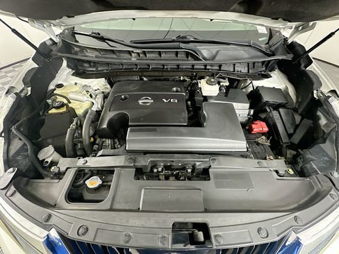 Used 2016 Nissan Murano Platinum w/ Platinum Technology Package AWD/4WD image 35