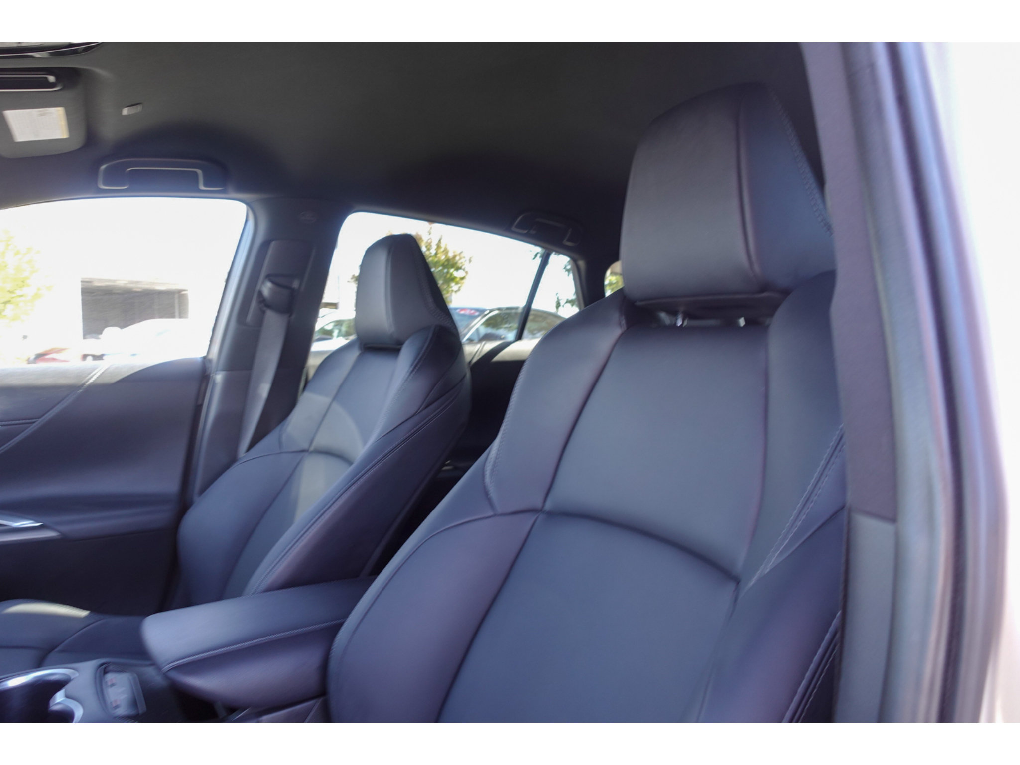 Used 2024 Toyota Venza XLE AWD/4WD image 10