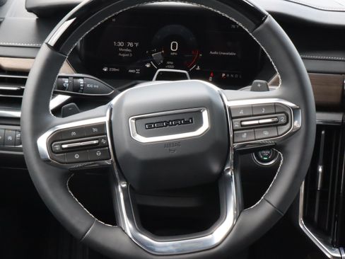 New 2026 GMC Acadia Denali Ultimate w/ LPO, Floor Liner Package AWD/4WD image 14
