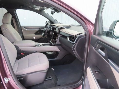 Used 2026 GMC Acadia Elevation image 23