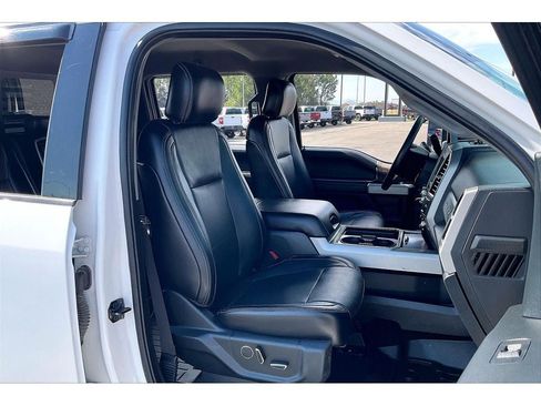 Used 2019 Ford F250 Lariat w/ Lariat Ultimate Package AWD/4WD image 8