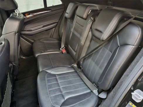 Used 2016 Mercedes-Benz GLE 350 w/ Premium Package image 17
