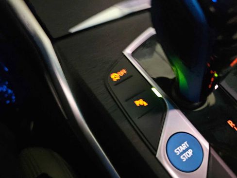 Used 2023 BMW i4 eDrive35 w/ Premium Package RWD image 26