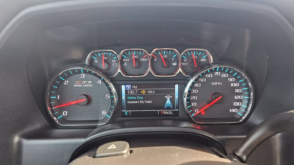 Used 2018 Chevrolet Silverado 1500 LTZ Z71 w/ LTZ Plus Package AWD/4WD image 32