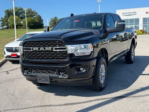 Used 2024 RAM 3500 Big Horn w/ Level 2 Equipment Group AWD/4WD image 2