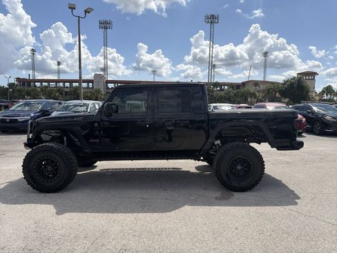 Used 2020 Jeep Gladiator Rubicon AWD/4WD image 6