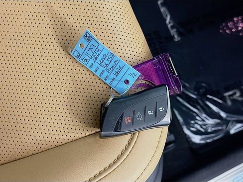 Used 2024 Lexus RX 350 Premium Plus w/ Convenience Package FWD image 36