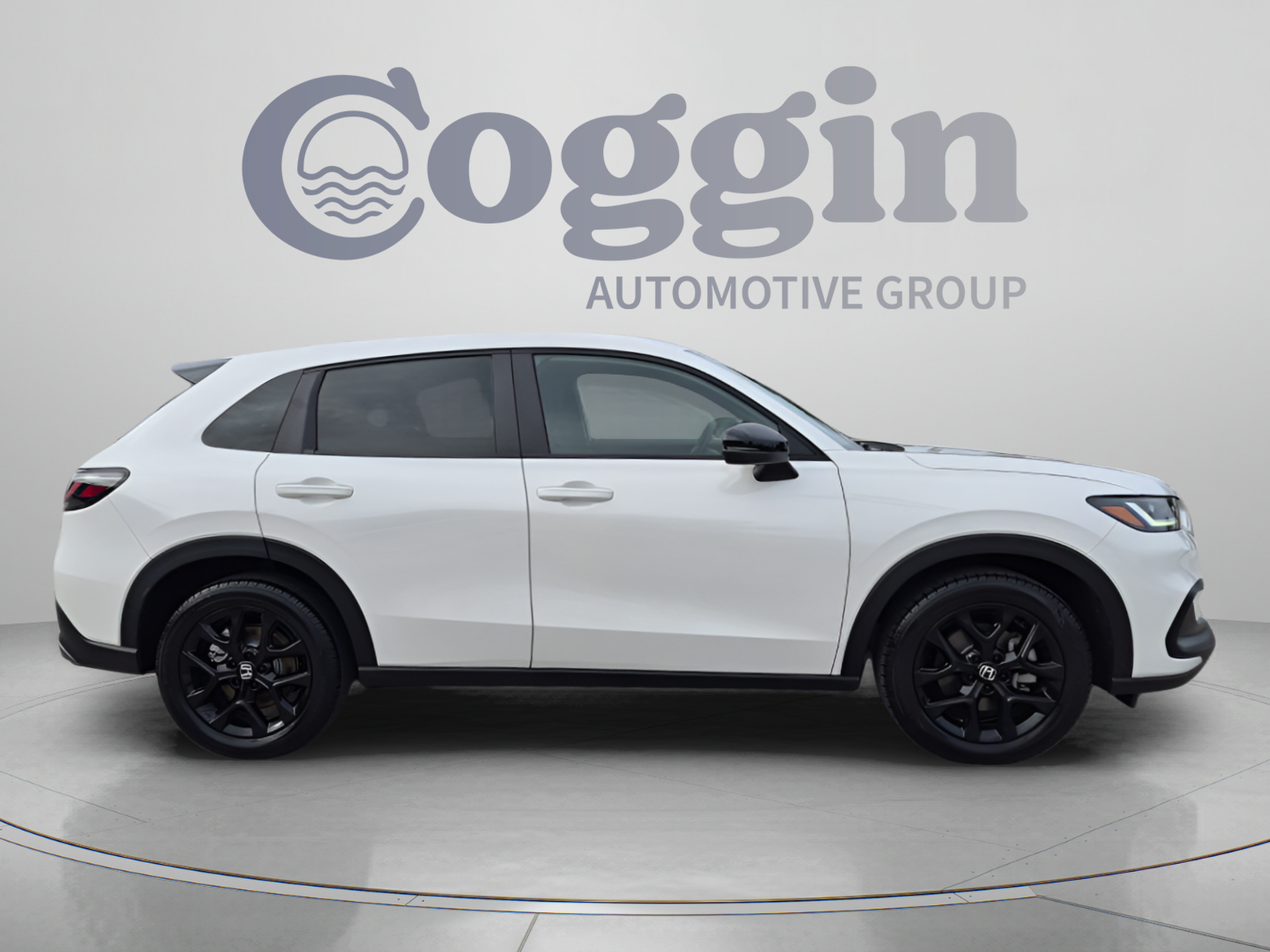 Certified 2025 Honda HR-V Sport image 7