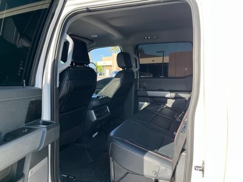 Used 2023 Ford F350 Lariat w/ Lariat Ultimate Package AWD/4WD image 17