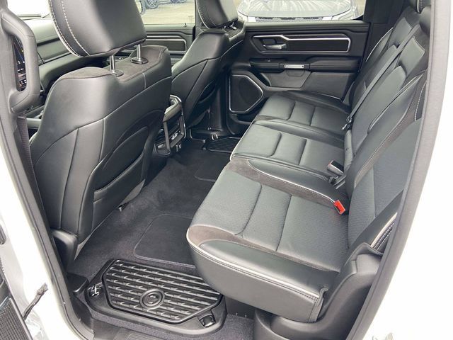 Used 2025 RAM 1500 Laramie w/ Sport Appearance Package AWD/4WD image 12