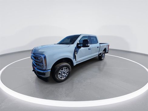 New 2026 Ford F350 Lariat image 4