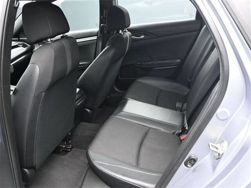Used 2019 Honda Civic Sport image 12