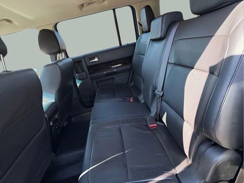 Used 2018 Ford Flex SEL w/ Equipment Group 202A FWD image 12