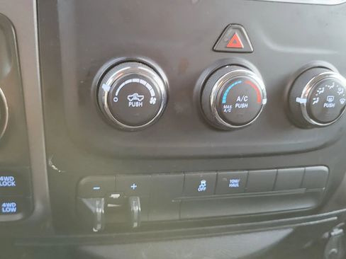 Used 2018 RAM 1500 Tradesman w/ Popular Equipment Group AWD/4WD image 14