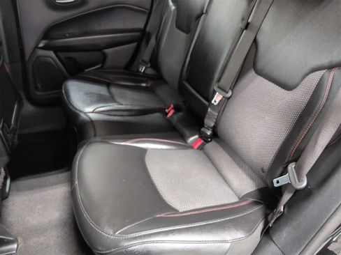 Used 2020 Jeep Compass Trailhawk image 20