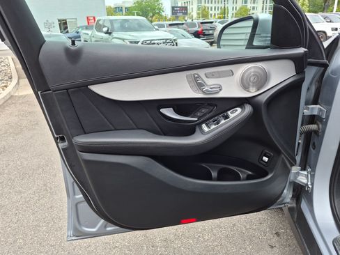 Used 2021 Mercedes-Benz GLC 300 4MATIC Coupe image 12