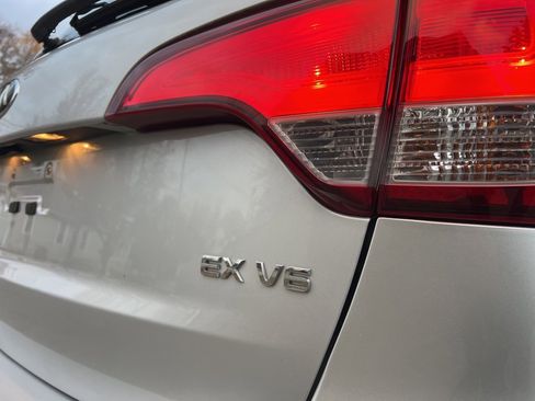 Used 2015 Kia Sorento EX w/ EX V6 Touring Package image 8