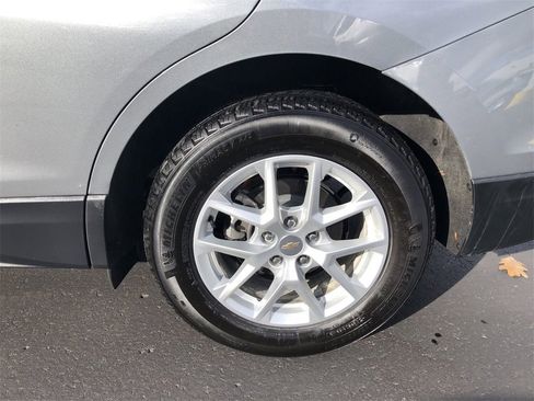 Certified 2024 Chevrolet Equinox LT image 10