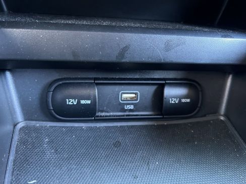 Used 2025 Kia Soul LX w/ LX Technology Package image 21