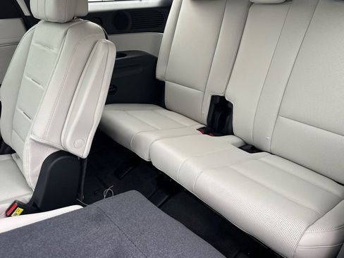 New 2026 Hyundai Palisade Calligraphy image 12