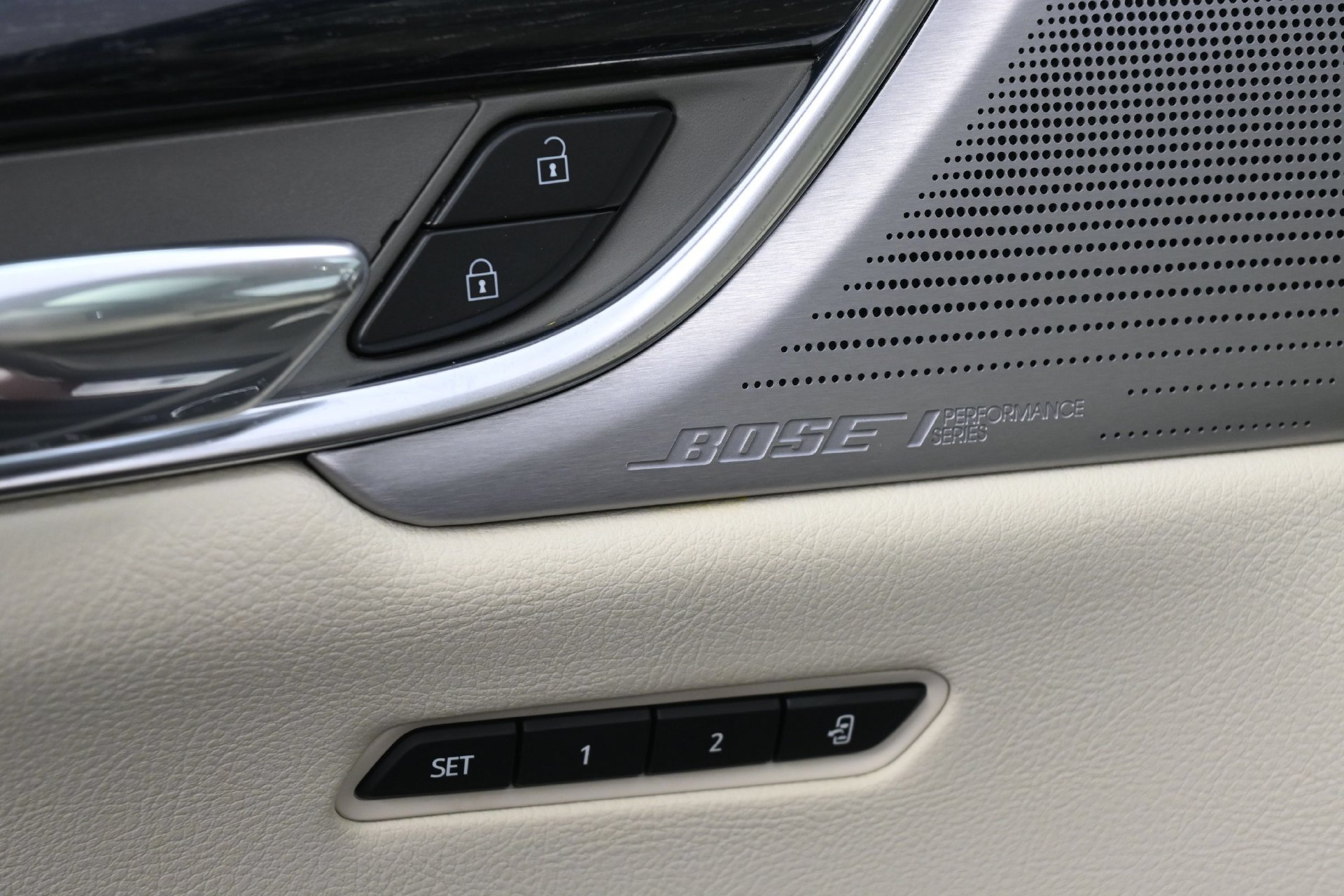Used 2022 Cadillac XT6 Premium Luxury FWD image 22