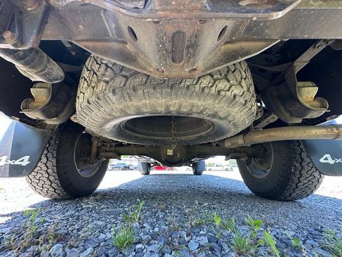 Used 2015 Toyota Tacoma 4x4 Double Cab w/ TRD Off-Road Package image 10