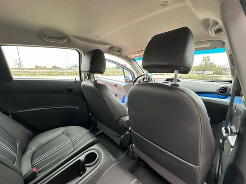 Used 2014 Chevrolet Spark LT image 19