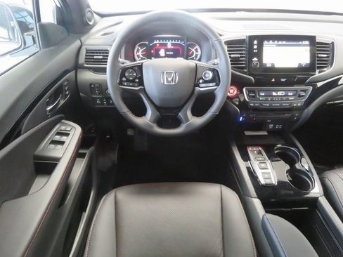 Used 2022 Honda Pilot Black Edition image 21