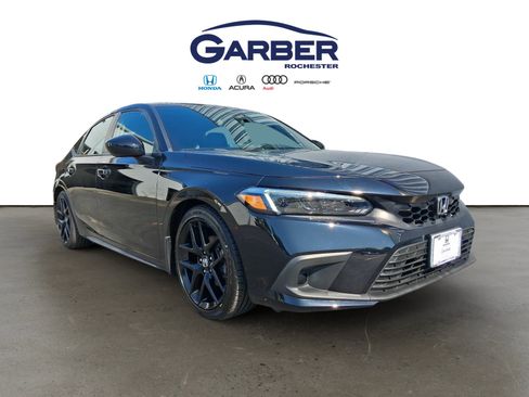 Used 2023 Honda Civic Sport image 7