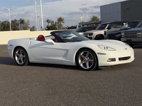 Used 2006 Chevrolet Corvette Convertible w/ Preferred Equipment Group image 5