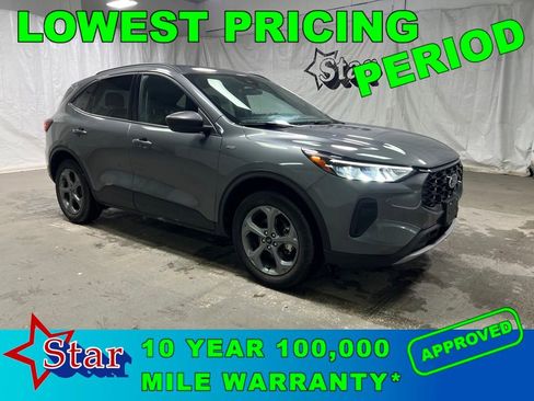 Used 2025 Ford Escape ST-Line AWD/4WD image 1