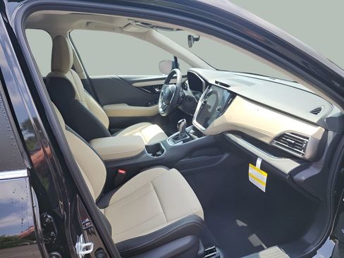 Used 2025 Subaru Outback Limited image 10
