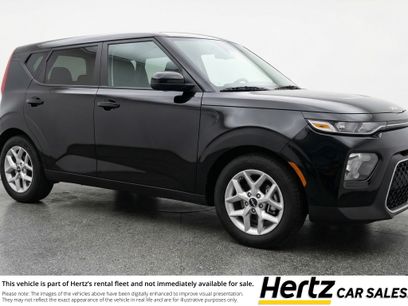 Used 2025 Kia Soul LX w/ LX Technology Package