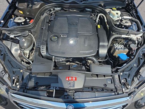 Used 2014 Mercedes-Benz E 350 4MATIC Sedan w/ Premium 1 Package image 13
