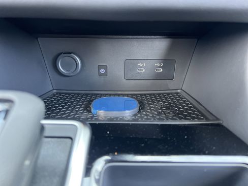 New 2026 Nissan Pathfinder SL image 4