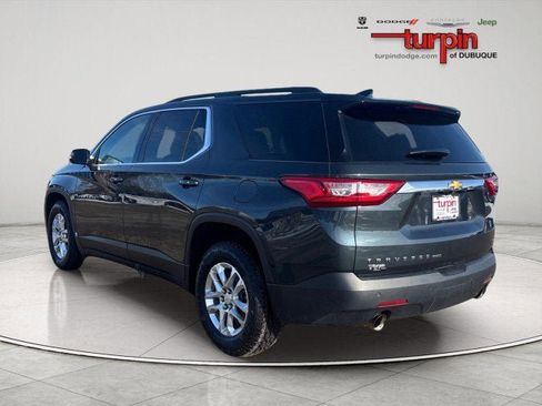 Used 2020 Chevrolet Traverse LT image 3