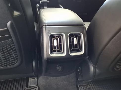 Used 2025 Kia Sorento S w/ Panoramic Sunroof Package AWD/4WD image 20
