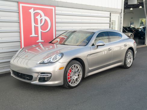 Used 2012 Porsche Panamera AWD/4WD image 40