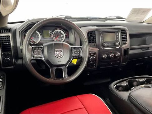 Used 2020 RAM 1500 Tradesman w/ Tradesman SXT Package AWD/4WD image 3