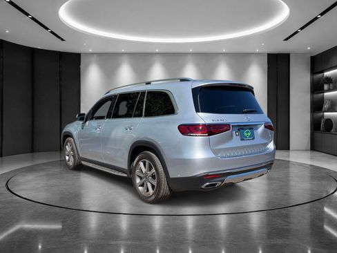 Used 2023 Mercedes-Benz GLS 450 4MATIC image 4