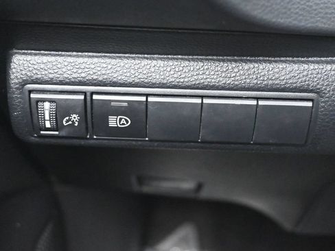 Used 2025 Toyota Corolla LE w/ LE Premium Package FWD image 29
