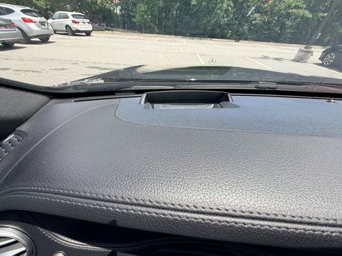 Used 2016 Mercedes-Benz S 550 Sedan image 25