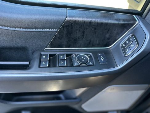 Used 2025 Ford F250 Lariat image 37